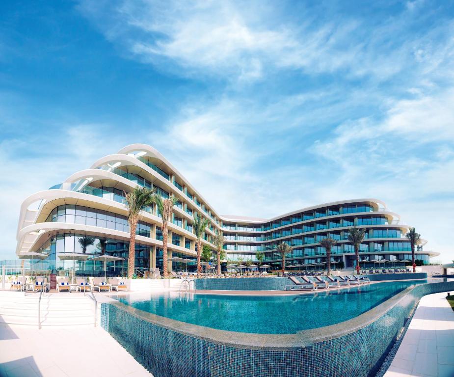 JA Lake View Dubai Hotel