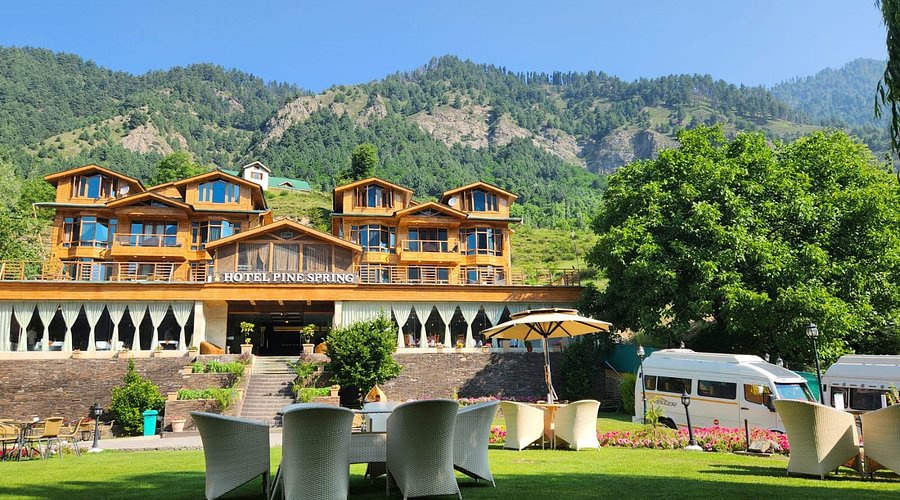 Hotel Pine Spring